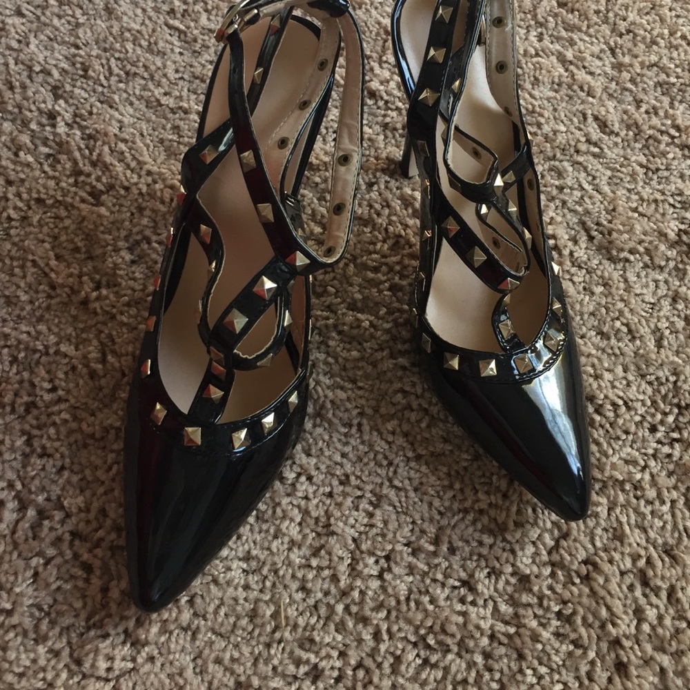 Sexy black shoes.